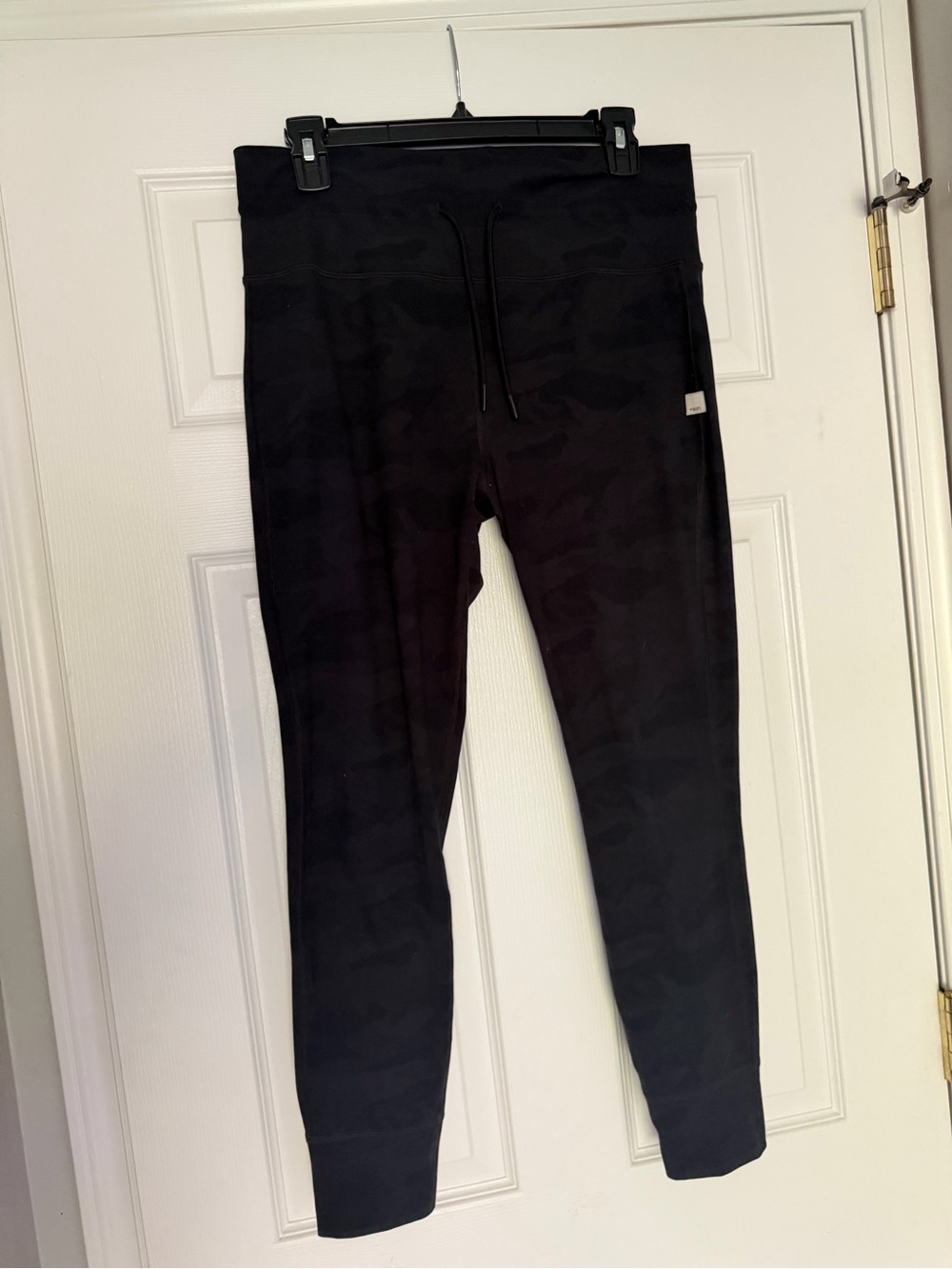 Vuori Black Subtle Camo High-Rise Leggings